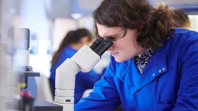 BSc Biology Degree | Modern University of the Year | Edge Hill